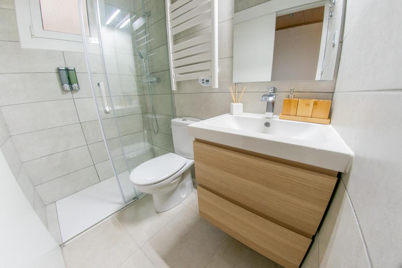 Ahllenrock Como Un Hotel, Pero Solo Para Ti Cornellà de Llobregat Exteriér fotografie